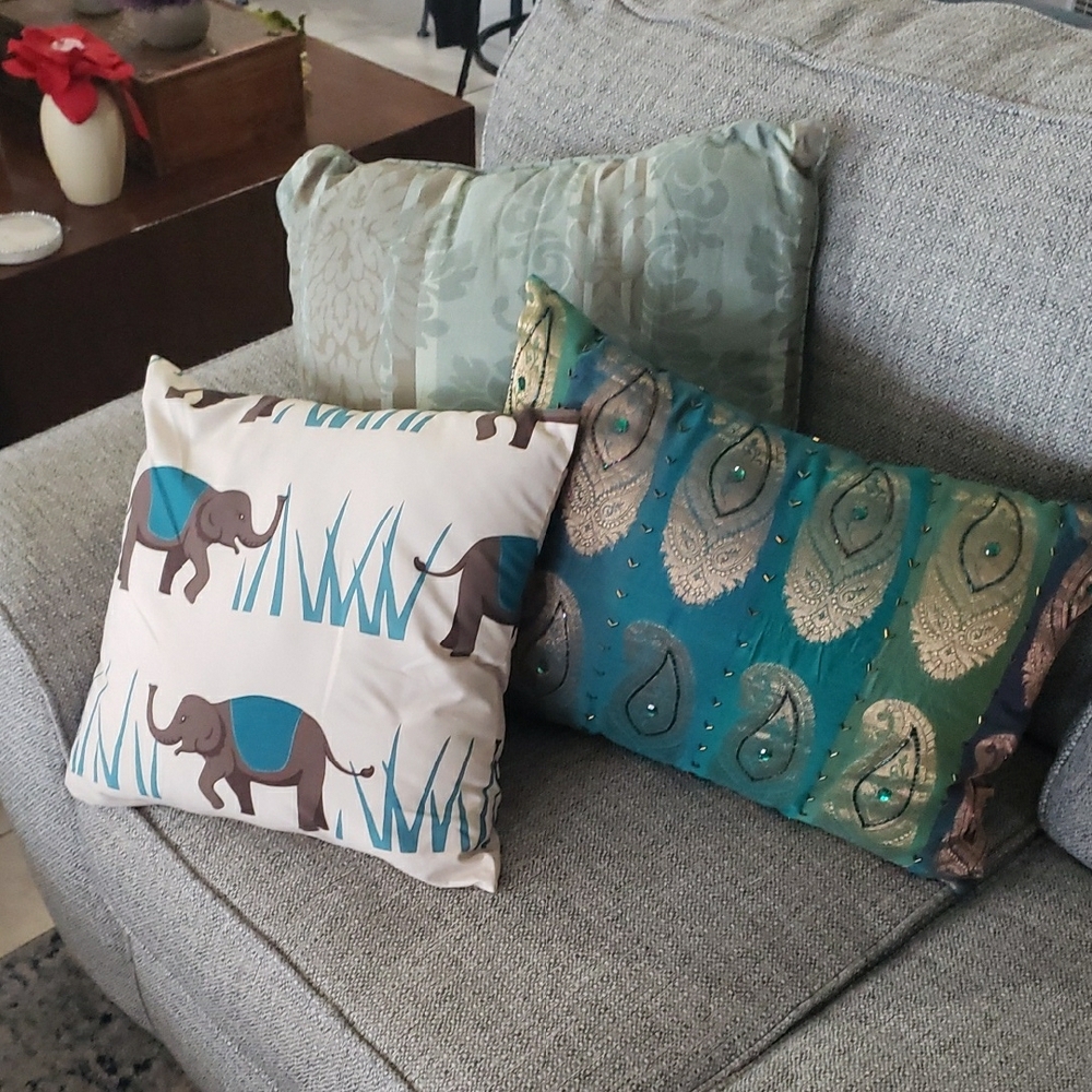 Elephant Print and Paisley Accent Pillow Set